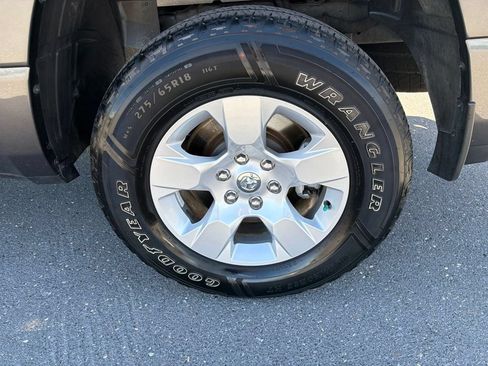 Used 2023 RAM 1500 Big Horn AWD/4WD image 14