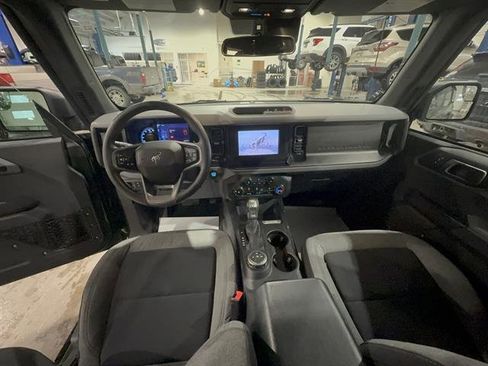 Certified 2023 Ford Bronco Base image 22