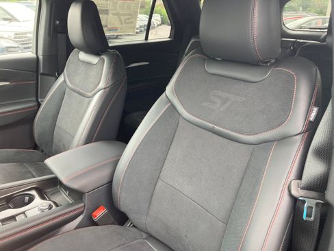 New 2026 Ford Explorer ST AWD/4WD image 7