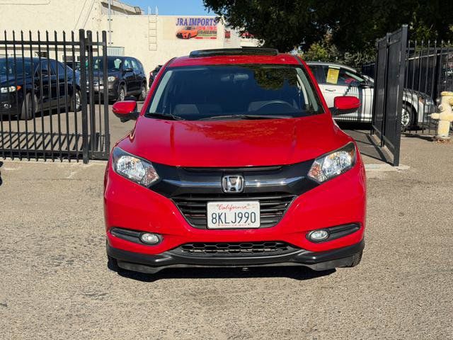 Used 2018 Honda HR-V EX image 2