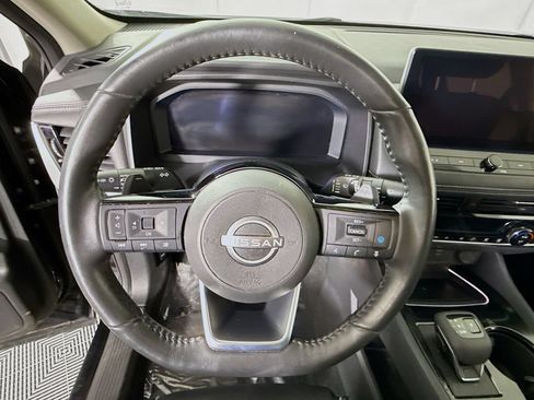 Certified 2024 Nissan Rogue SL FWD image 20