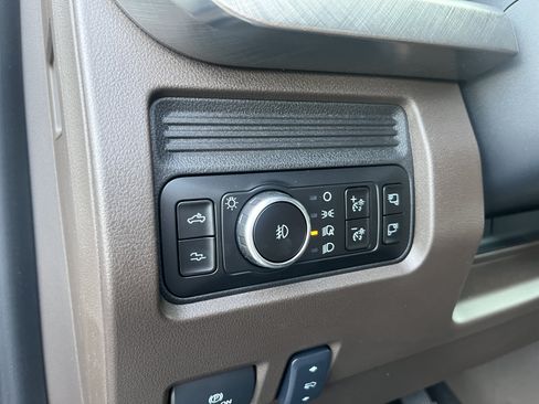 Used 2026 Ford F250 King Ranch w/ Chrome Package AWD/4WD image 18