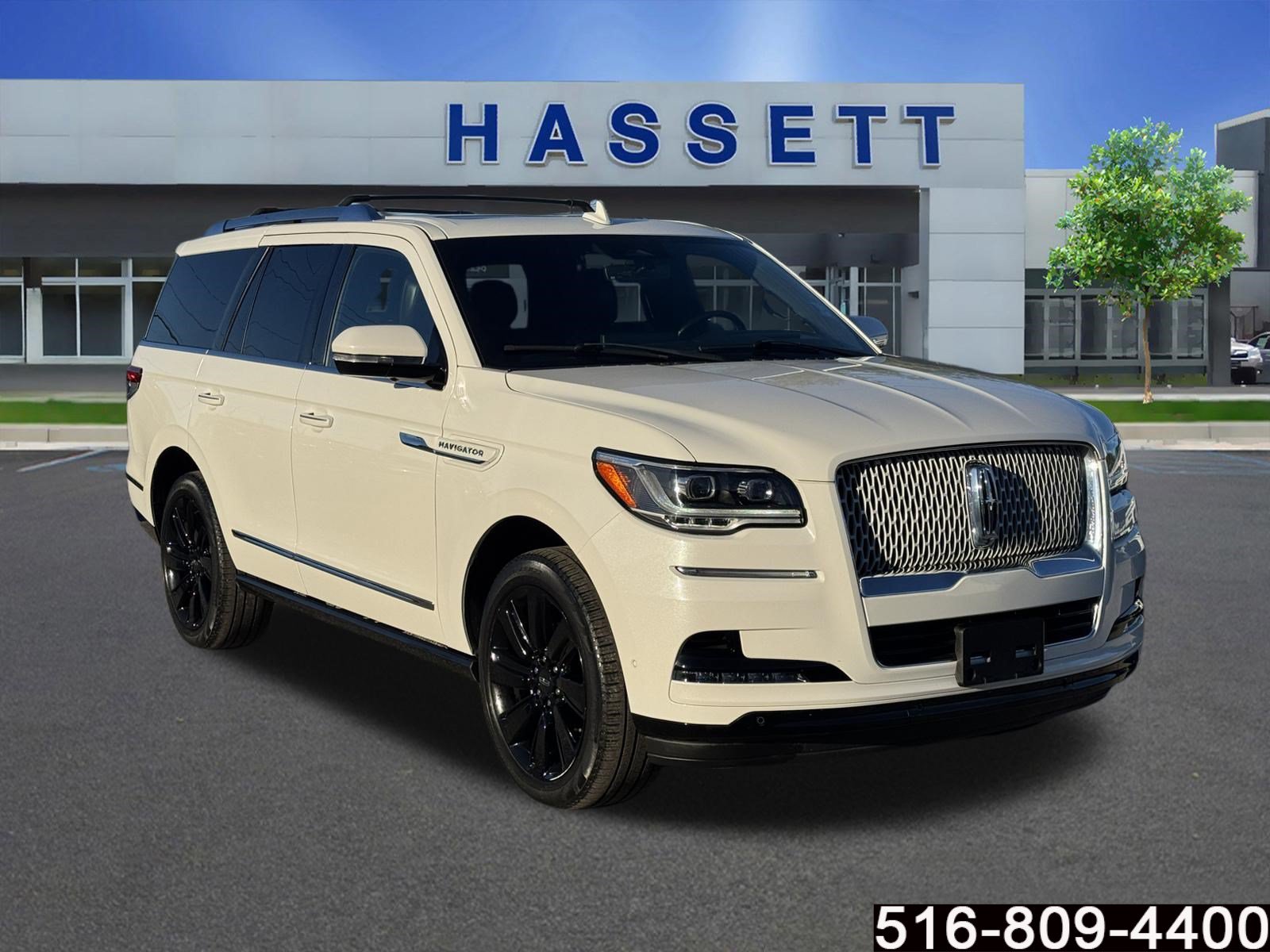 Used 2022 Lincoln Navigator Reserve w/ Monochromatic Package AWD/4WD image 1