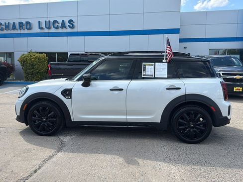 Used 2024 MINI Cooper Countryman S FWD image 8