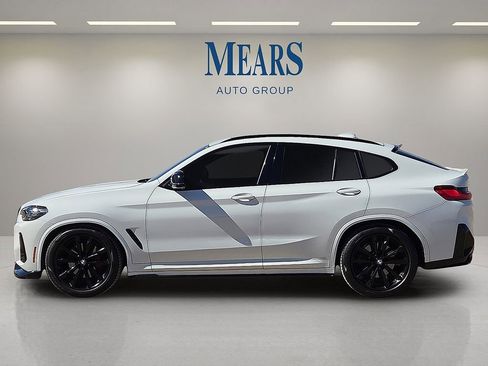 Used 2023 BMW X4 M40i w/ Shadowloine Package image 2