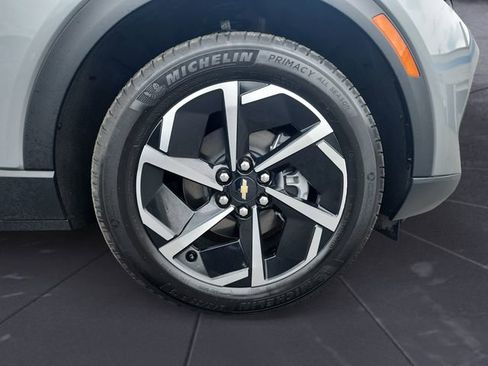 Used 2026 Chevrolet Equinox EV LT FWD image 9