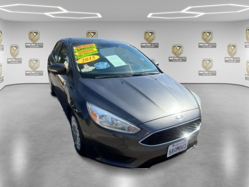 Used 2015 Ford Focus SE FWD image 11