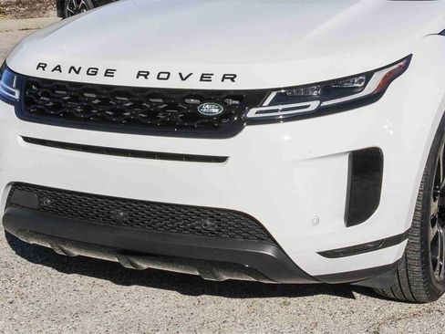 Used 2022 Land Rover Range Rover Evoque SE image 8