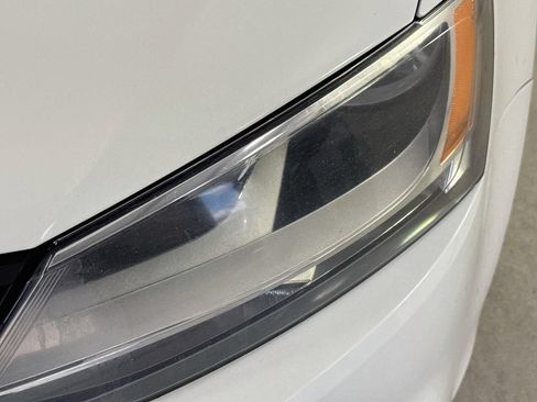 Used 2014 Volkswagen Jetta SE FWD image 33