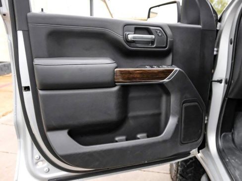 Used 2021 GMC Sierra 1500 SLE w/ X31 Off-Road Package AWD/4WD image 38
