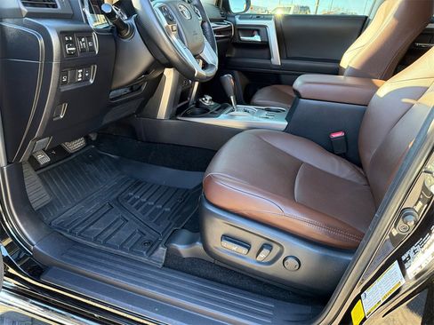 Used 2024 Toyota 4Runner Limited image 9