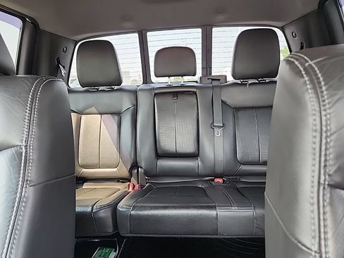 Used 2011 Ford F150 Lariat w/ Lariat Plus Pkg AWD/4WD image 28