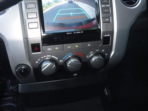 Used 2017 Toyota Tundra SR5 AWD/4WD image 16