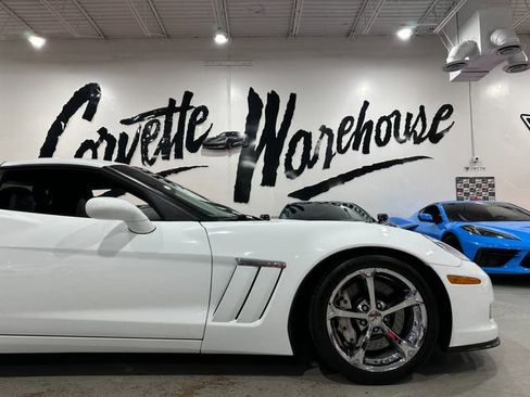 Used 2013 Chevrolet Corvette Grand Sport w/ 3LT Preferred Equipment Group RWD image 5
