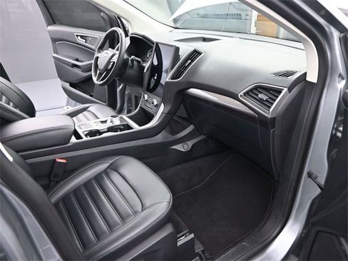 Used 2024 Ford Edge SEL image 22
