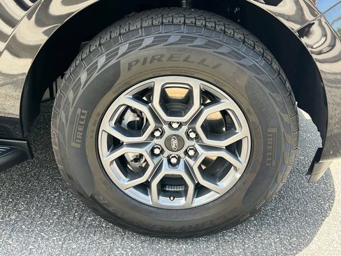 Used 2025 Ford Expedition Active AWD/4WD image 13