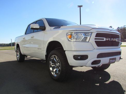 Used 2020 RAM 1500 Big Horn image 5