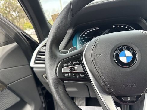 Used 2022 BMW X5 sDrive40i w/ Climate Comfort Package image 15