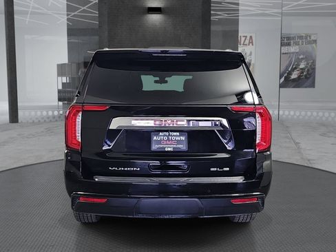 Used 2022 GMC Yukon XL SLE w/ Gmc Pro Safety Plus Package AWD/4WD image 6