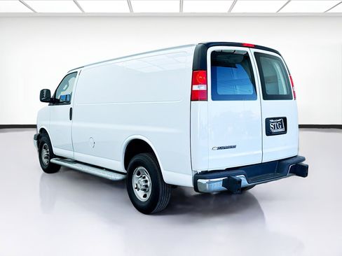 Used 2024 Chevrolet Express 2500 Work Van Cargo w/ Driver Convenience Package image 6