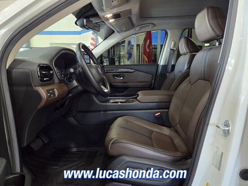 Used 2025 Honda Pilot Elite image 7