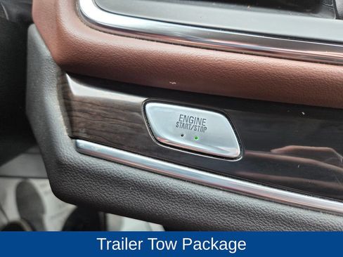 Used 2021 Buick Enclave Avenir w/ Avenir Technology Package AWD/4WD image 30