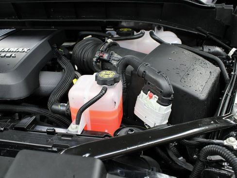 Used 2025 Chevrolet Silverado 1500 RST image 21