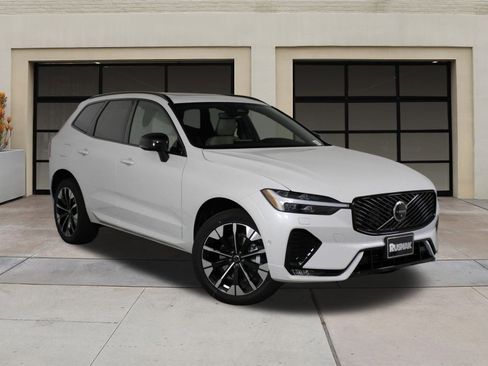 New 2026 Volvo XC60 B5 Plus w/ Protection Package Premier AWD/4WD image 19