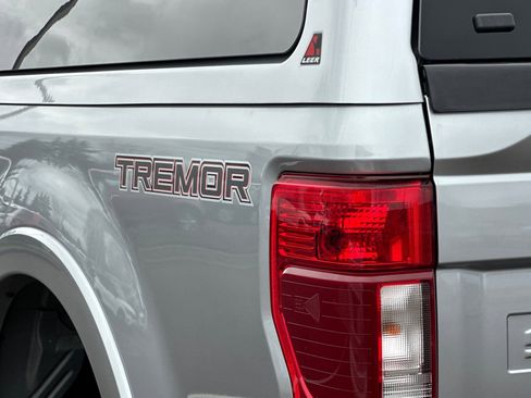Used 2022 Ford F250 Lariat w/ Tremor Off-Road Package image 25