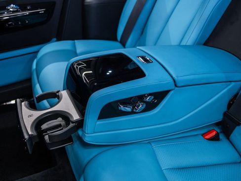 Used 2023 Rolls-Royce Phantom Sedan image 24