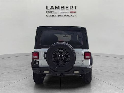 Used 2022 Jeep Wrangler Unlimited Sport AWD/4WD image 4