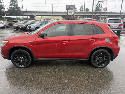 Used 2018 Mitsubishi Outlander Sport LE image 12