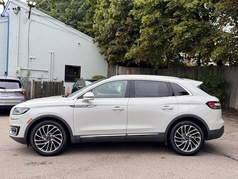 Used 2020 Lincoln Nautilus Reserve w/ Cargo Utility Package AWD/4WD image 3