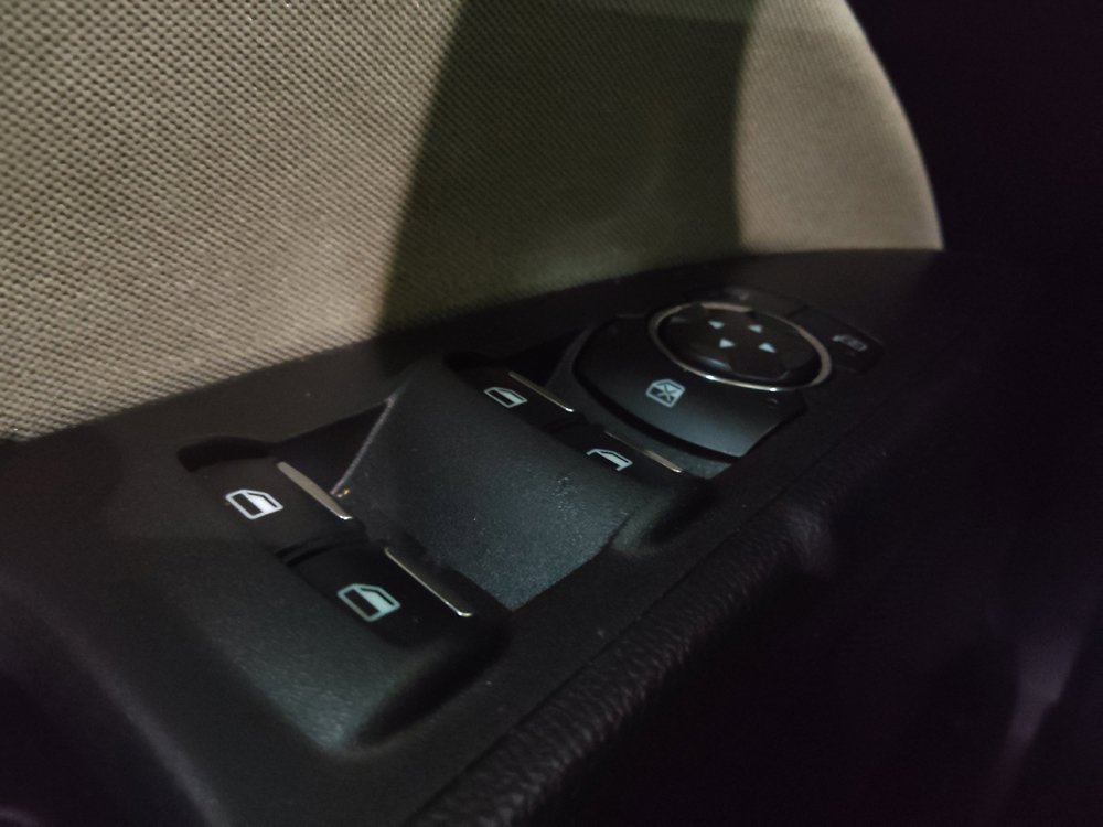 Used 2020 Ford Fusion S FWD image 27