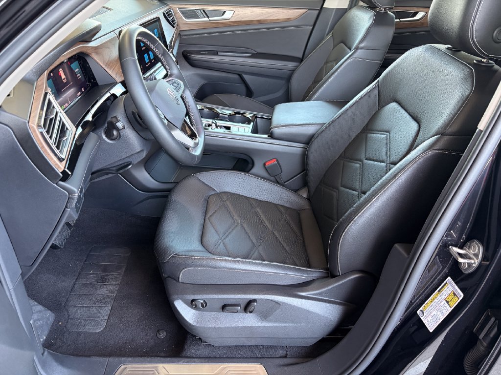 Used 2026 Volkswagen Atlas SE AWD/4WD image 10