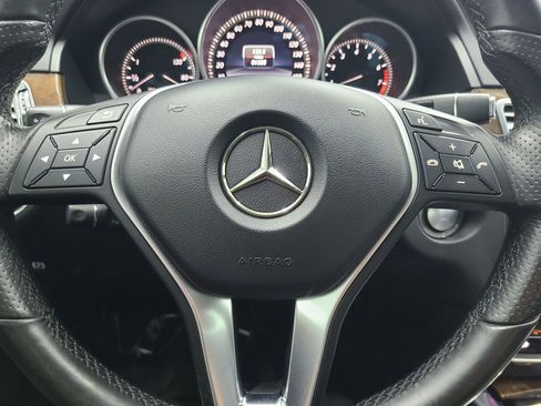 Used 2016 Mercedes-Benz E 350 4MATIC Sedan image 28