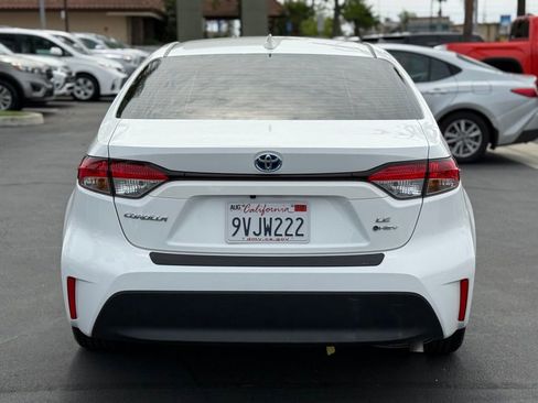 Used 2025 Toyota Corolla LE w/ Convenience Package image 10