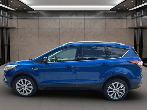 Used 2017 Ford Escape Titanium image 8