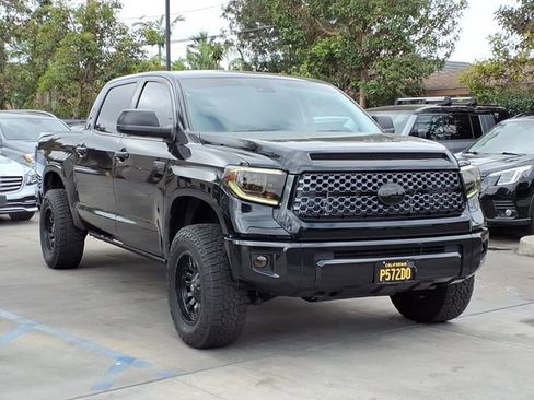 Used 2020 Toyota Tundra Platinum image 3