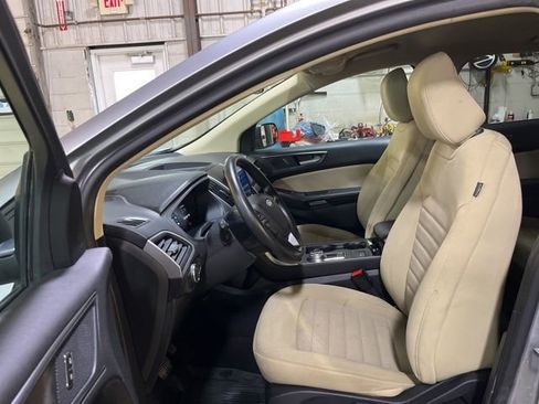 Used 2024 Ford Edge SE AWD/4WD image 15