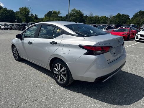 Used 2024 Nissan Versa S w/ S Plus Package FWD image 2