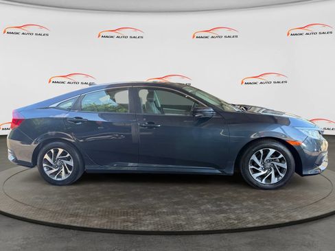 Used 2017 Honda Civic EX image 6