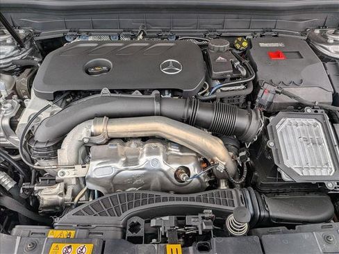 New 2026 Mercedes-Benz GLB 250 4MATIC image 18