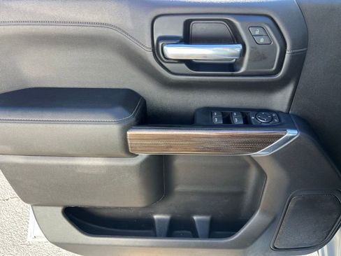 Used 2022 Chevrolet Silverado 1500 LT w/ Diesel Off-Road Package image 14