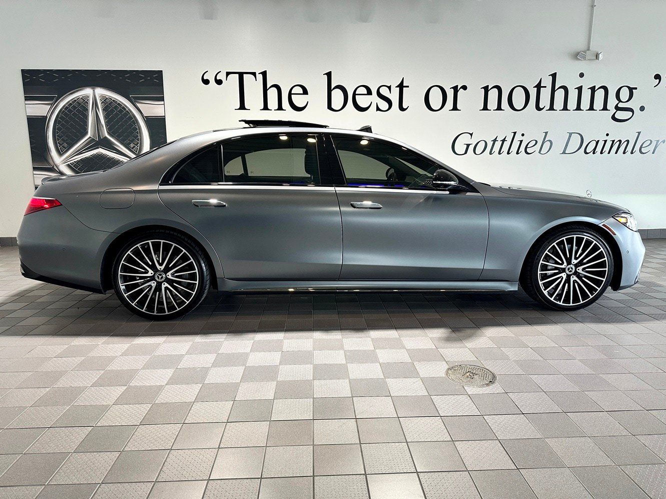 Certified 2023 Mercedes-Benz S 580 4MATIC Sedan image 3