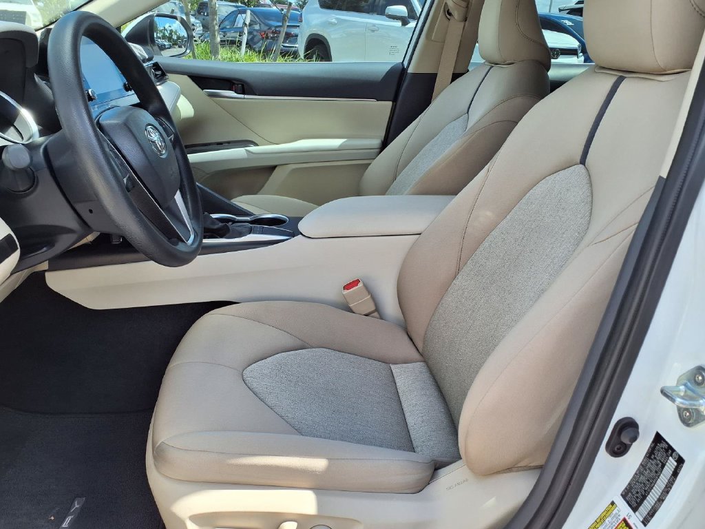 Used 2024 Toyota Camry LE FWD image 23