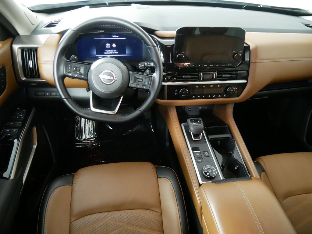 Used 2025 Nissan Pathfinder Platinum w/ Cargo Package AWD/4WD image 20