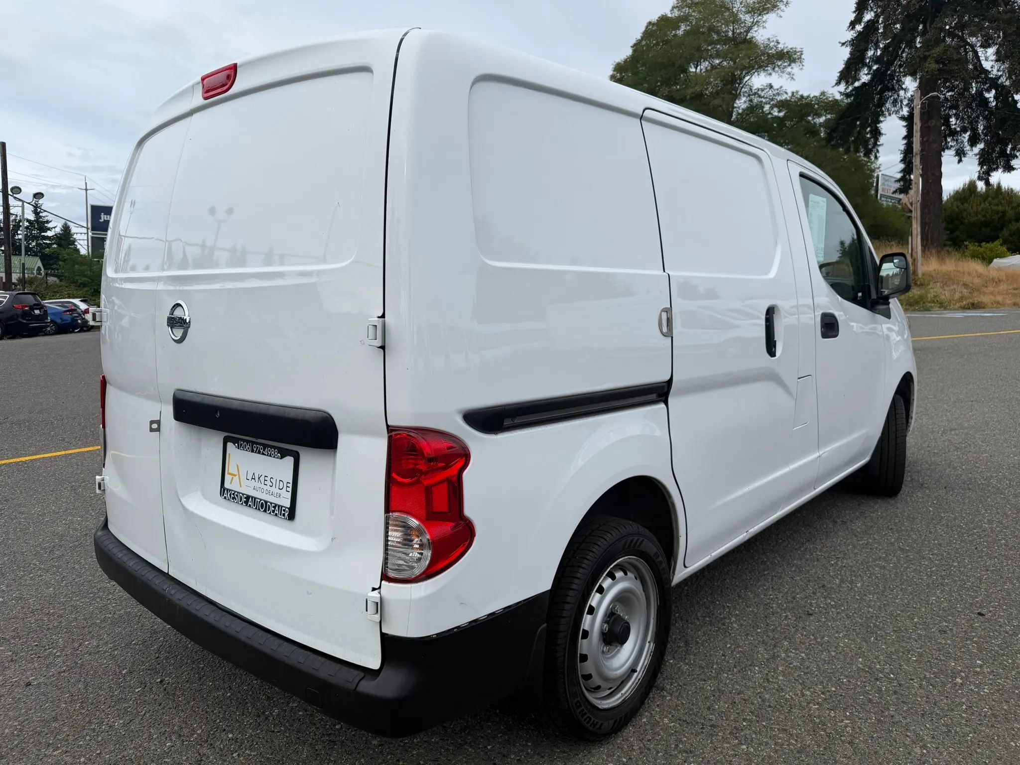 Used 2021 Nissan NV200 S FWD image 5