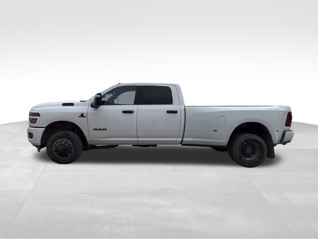 Used 2025 RAM 3500 Big Horn AWD/4WD image 9