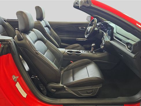 Used 2025 Ford Mustang Premium RWD image 18